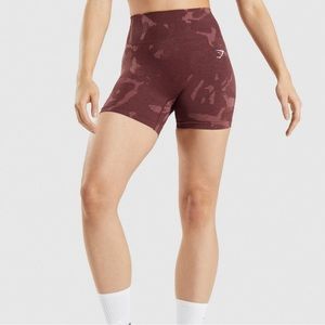 Gymshark Adapt Camo Seamless Shorts - Savanna | Cherry Brown Small